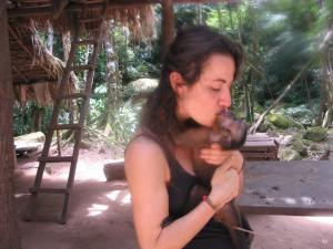 Machin mono en centro de rescate de animales Cerelias, Peru